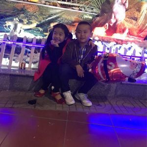 Meet your Posher, Vi